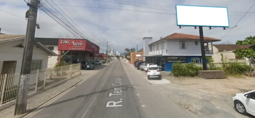 Front em Tijucas: Visibilidade Estrat&eacute;gica para Empresas Locais