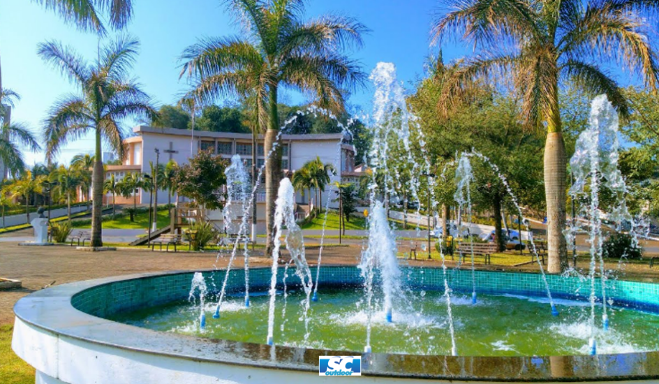 CONSTRUA OUTDOOR EM &Aacute;GUAS FRIAS COM A SC OUTDOOR