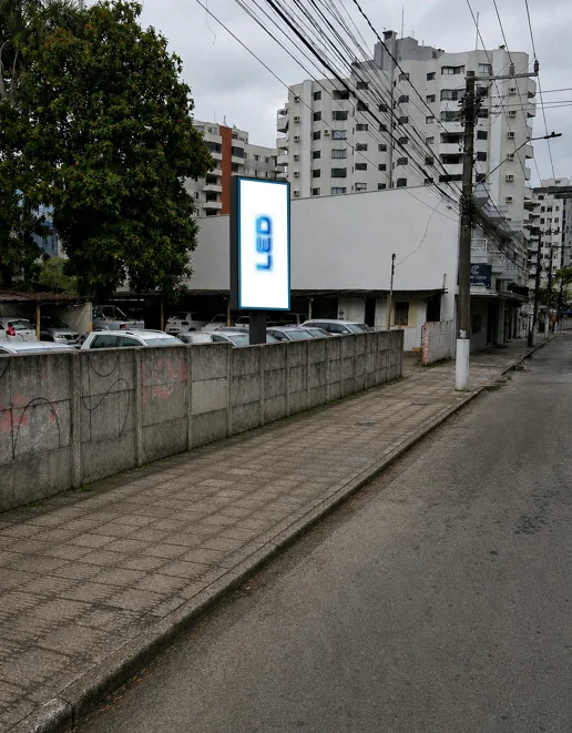 005wb